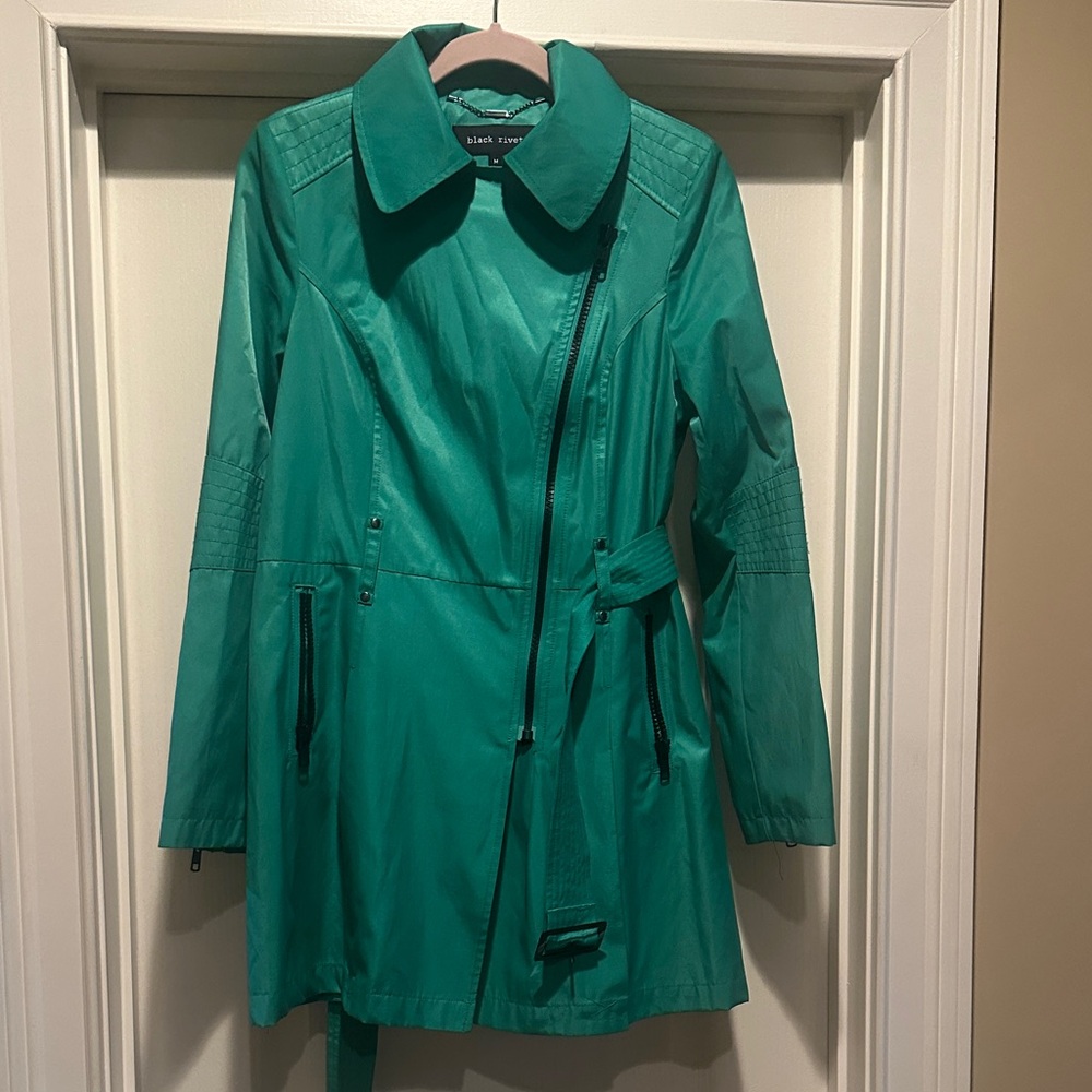 Kelly Green Women's Jacket- New without Tags